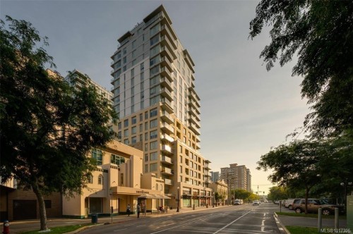 1105-848 Yates St, Victoria, BC - Outdoor With Facade