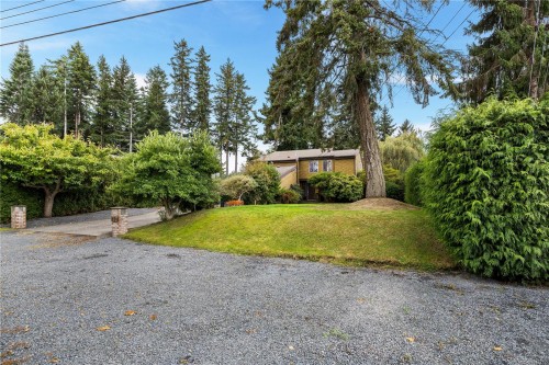 111 Engles Rd, Campbell River, BC 