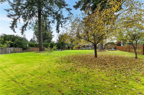 111 Engles Rd, Campbell River, BC 