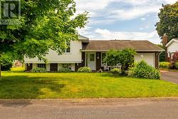 12 ANCONA CRESCENT  Ottawa, ON K2G 0N8