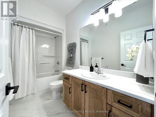 81 Athabaska Drive, Belleville (Thurlow Ward), ON - Indoor Photo Showing Bathroom