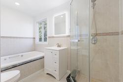 Ensuite bathroom - 