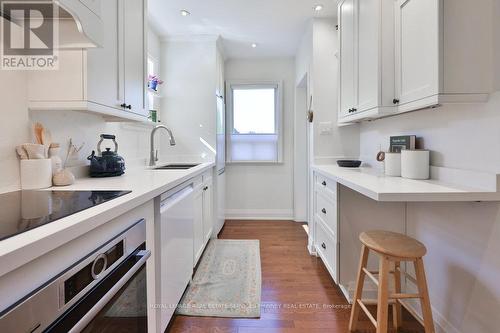 1088 Cherriebell Road, Mississauga, ON - Indoor Photo Showing Kitchen With Upgraded Kitchen