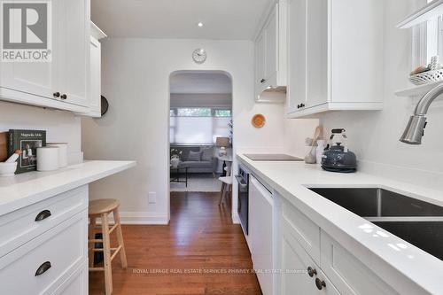 1088 Cherriebell Road, Mississauga, ON - Indoor Photo Showing Kitchen With Double Sink
