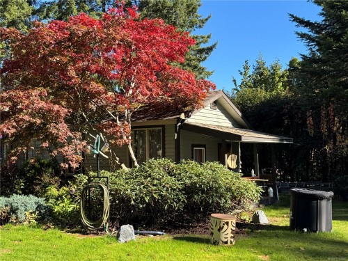 8856 Mclarey Ave, Black Creek, BC 