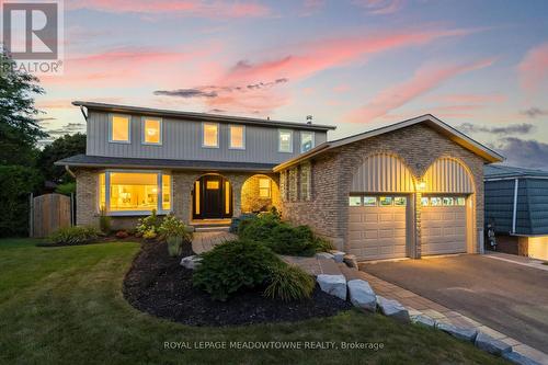 25 HILLSIDE DRIVE  Halton Hills, ON L7G 4W2