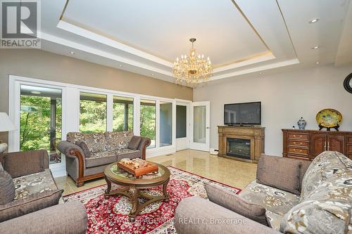 7 Woodmount Drive, St. Catharines (Burleigh Hill), ON - Indoor Photo Showing Living Room With Fireplace
