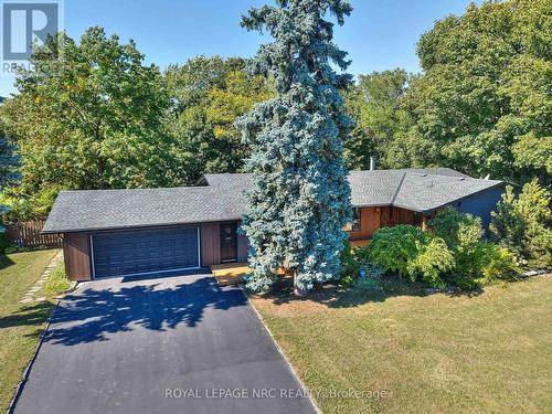 7 Woodmount Drive, St. Catharines (Burleigh Hill), ON - Outdoor