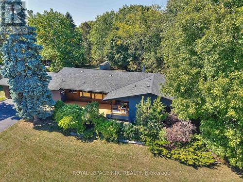 7 Woodmount Drive, St. Catharines (Burleigh Hill), ON - Outdoor