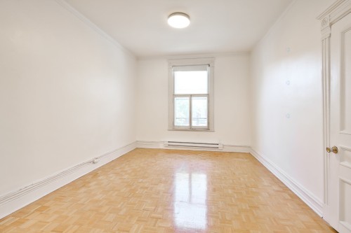Bedroom - 4848 Rue St-Urbain, Montréal (Le Plateau-Mont-Royal), QC - Indoor Photo Showing Other Room