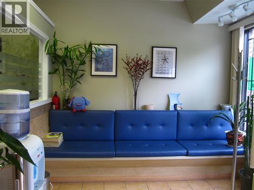 4190 Fraser Street, Vancouver, BC 