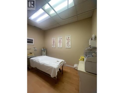 4190 Fraser Street, Vancouver, BC 