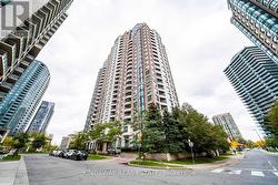 812 - 7 LORRAINE DRIVE  Toronto, ON M2N 7H2