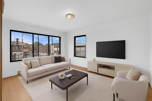 Salon - 9100  - 9102 Rue Lajeunesse, Montréal (Ahuntsic-Cartierville), QC - Indoor Photo Showing Living Room