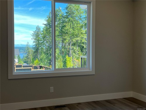 671 Sanderson Rd, Ladysmith, BC - Indoor Photo Showing Other Room