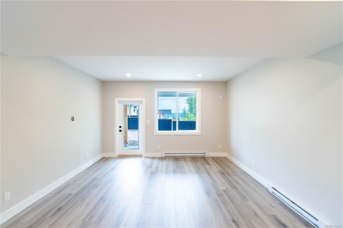 671 Sanderson Rd, Ladysmith, BC - Indoor Photo Showing Other Room