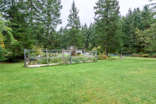 A/B-2826 Bruce Rd, Black Creek, BC 