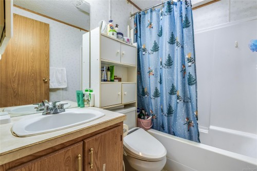 A/B-2826 Bruce Rd, Black Creek, BC 