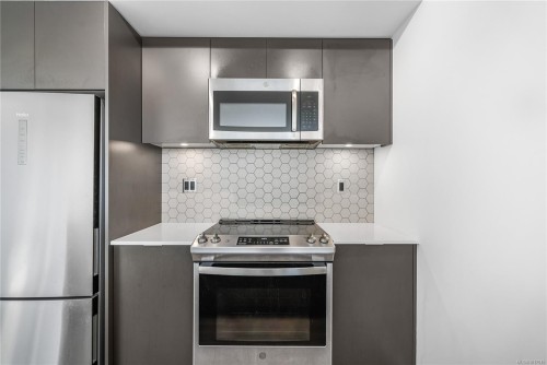 1602-845 Johnson St, Victoria, BC - Indoor Photo Showing Kitchen