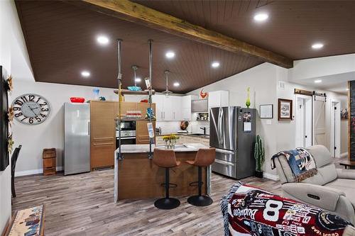42008 94 North Rd, Gull Lake, MB 