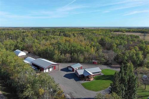 42008 94 North Rd, Gull Lake, MB 
