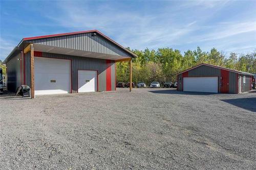 42008 94 North Rd, Gull Lake, MB 