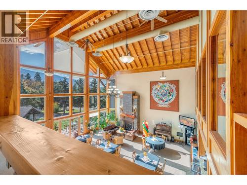 9100 Mackie Drive Unit# 212, Coldstream, BC - Indoor Photo Showing Other Room