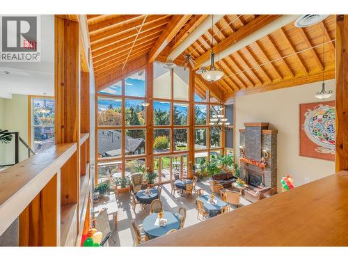 9100 Mackie Drive Unit# 212, Coldstream, BC - Indoor Photo Showing Other Room