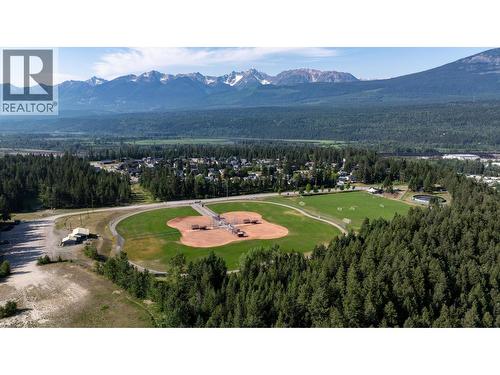 1541 Cedar Street, Golden, BC 