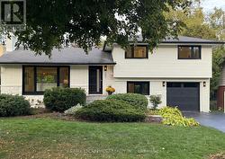 257 STRATHCONA DRIVE  Burlington, ON L7L 2C9