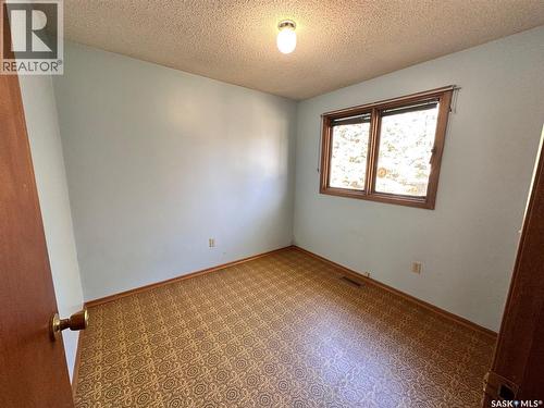 441 4Th Street, Leoville, SK - Indoor Photo Showing Other Room