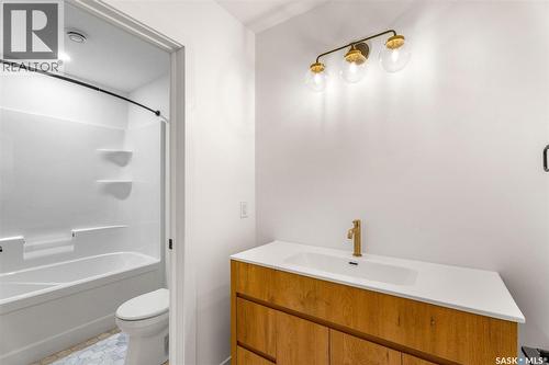 624 11Th Street, Humboldt, SK - Indoor Photo Showing Bathroom