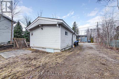 7 60Th Street S, Wasaga Beach, ON - Outdoor