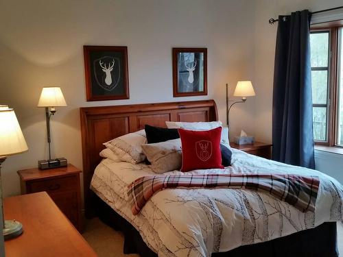 Bedroom - 3-206 Ch. De La Forêt, Mont-Tremblant, QC - Indoor Photo Showing Bedroom