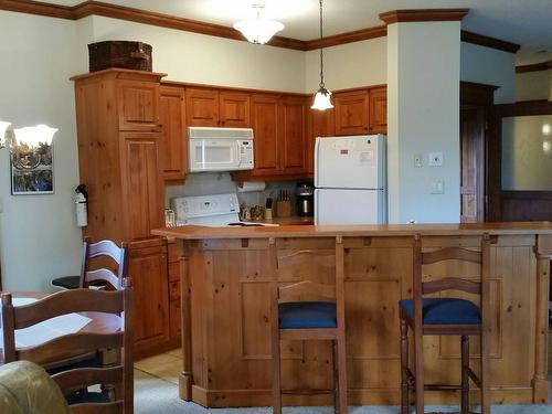 Kitchen - 3-206 Ch. De La Forêt, Mont-Tremblant, QC - Indoor Photo Showing Kitchen