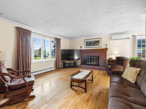 33 Marianne Drive, Cornwall, PE 