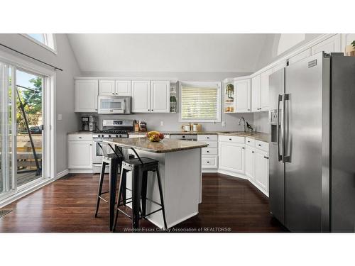 2840 Wildberry Crescent, Tecumseh, ON 