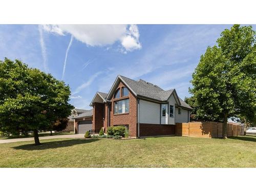 2840 Wildberry Crescent, Tecumseh, ON 