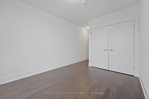 2507-30 Inn On The Park Drive, Toronto, ON - Indoor Photo Showing Other Room