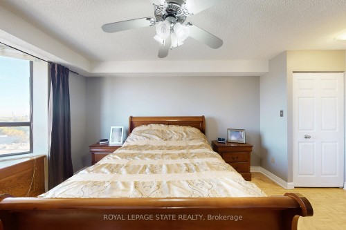 1002-432 Main Street, Hamilton, ON - Indoor Photo Showing Bedroom