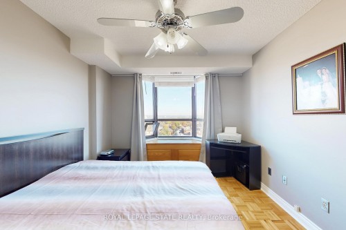 1002-432 Main Street, Hamilton, ON - Indoor Photo Showing Bedroom