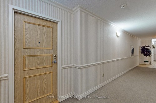 1002-432 Main Street, Hamilton, ON - Indoor Photo Showing Other Room