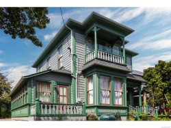 332 Catherine St  Victoria, BC V9A 3S8