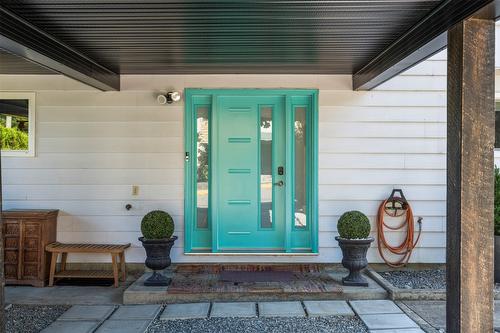 230 6 Street, Salmon Arm, BC - Outdoor With Exterior