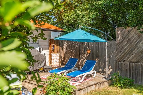 230 6 Street, Salmon Arm, BC - Outdoor