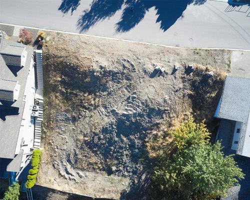 13940 Ponderosa Way, Coldstream, BC - Outdoor