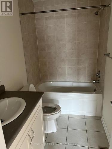 69 Reichert Court S, Milton, ON - Indoor Photo Showing Bathroom