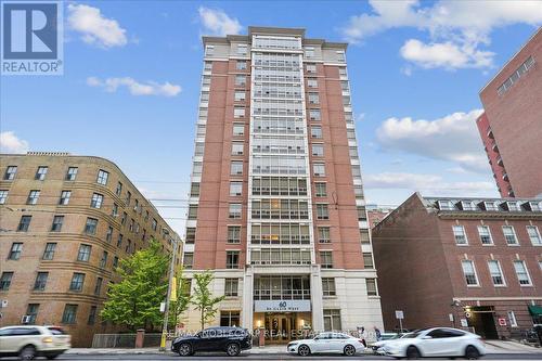 1001 - 60 St.Clair Avenue W, Toronto, ON - Outdoor With Facade