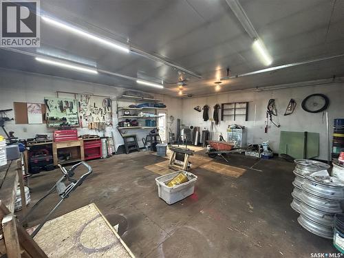 Krueger Acreage, Fletts Springs Rm No. 429, SK - Indoor Photo Showing Garage