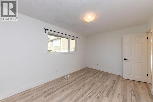 1595 Hillcrest Avenue, Kamloops, BC - Indoor Photo Showing Other Room